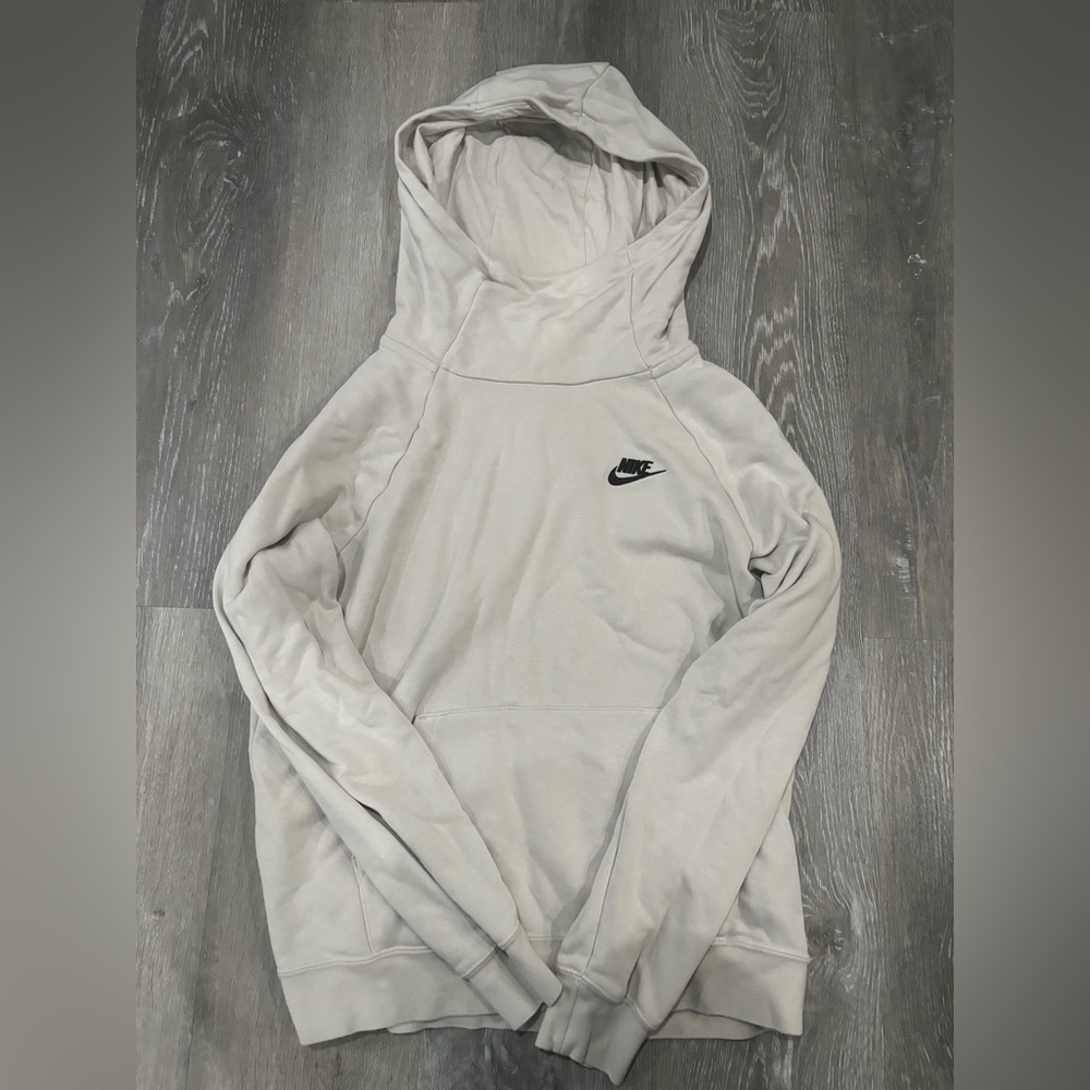 Women’s cream nike hoodie